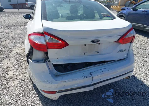 2018 Ford Fiesta S z USA, uszkodzony, nr VIN 3FADP4AJ2JM113691
